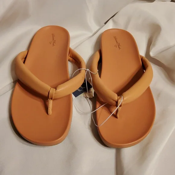 Universal Thread Orange Jewel Contour Flip Flops - Picture 4 of 6